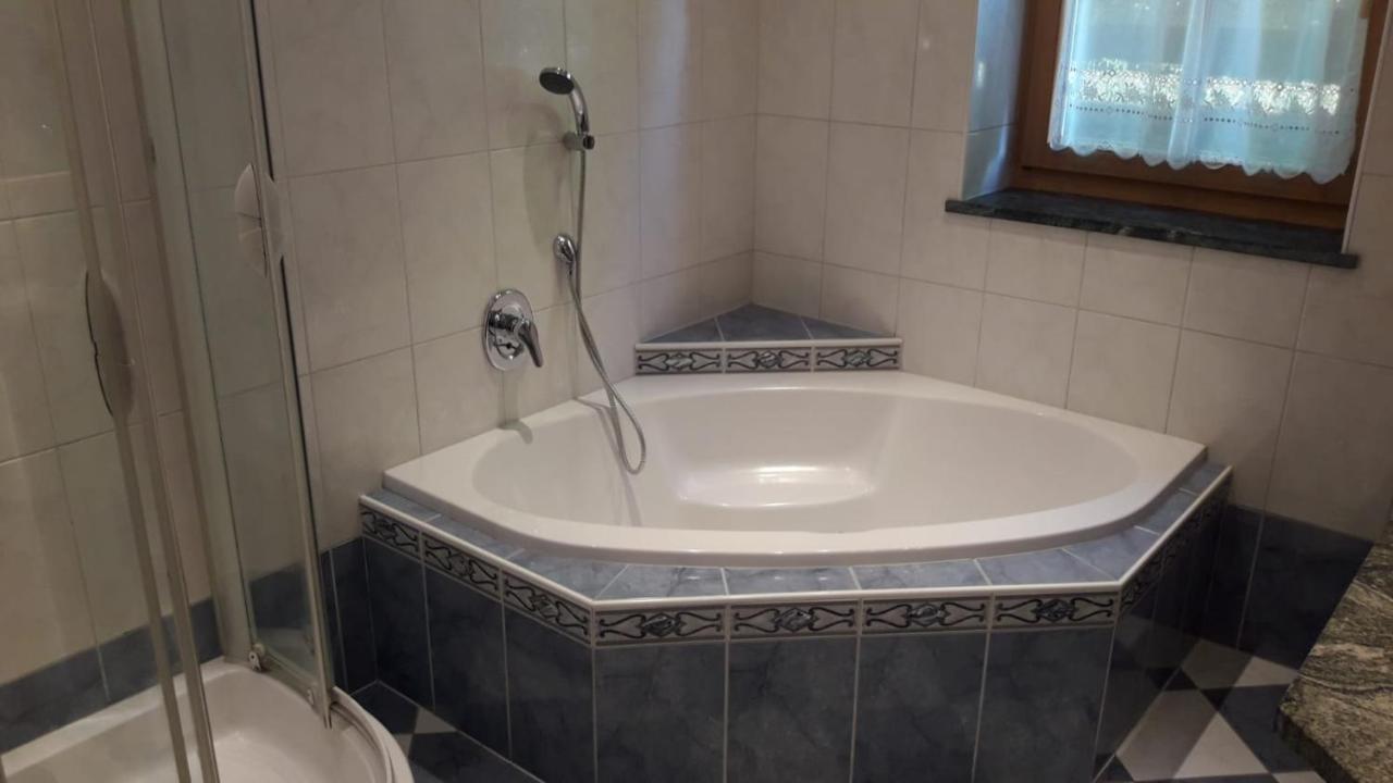 Ferienwohnung Appesbacher Sankt Wolfgang im Salzkammergut ภายนอก รูปภาพ